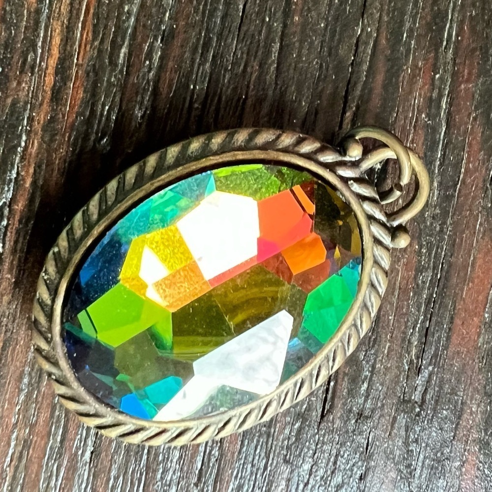 Gold tone brass Multi color faceted top sparkly pendant 1.5"